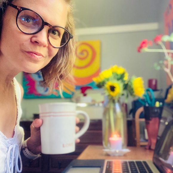 Meet your Posher, Anita - Picture 4 of 6